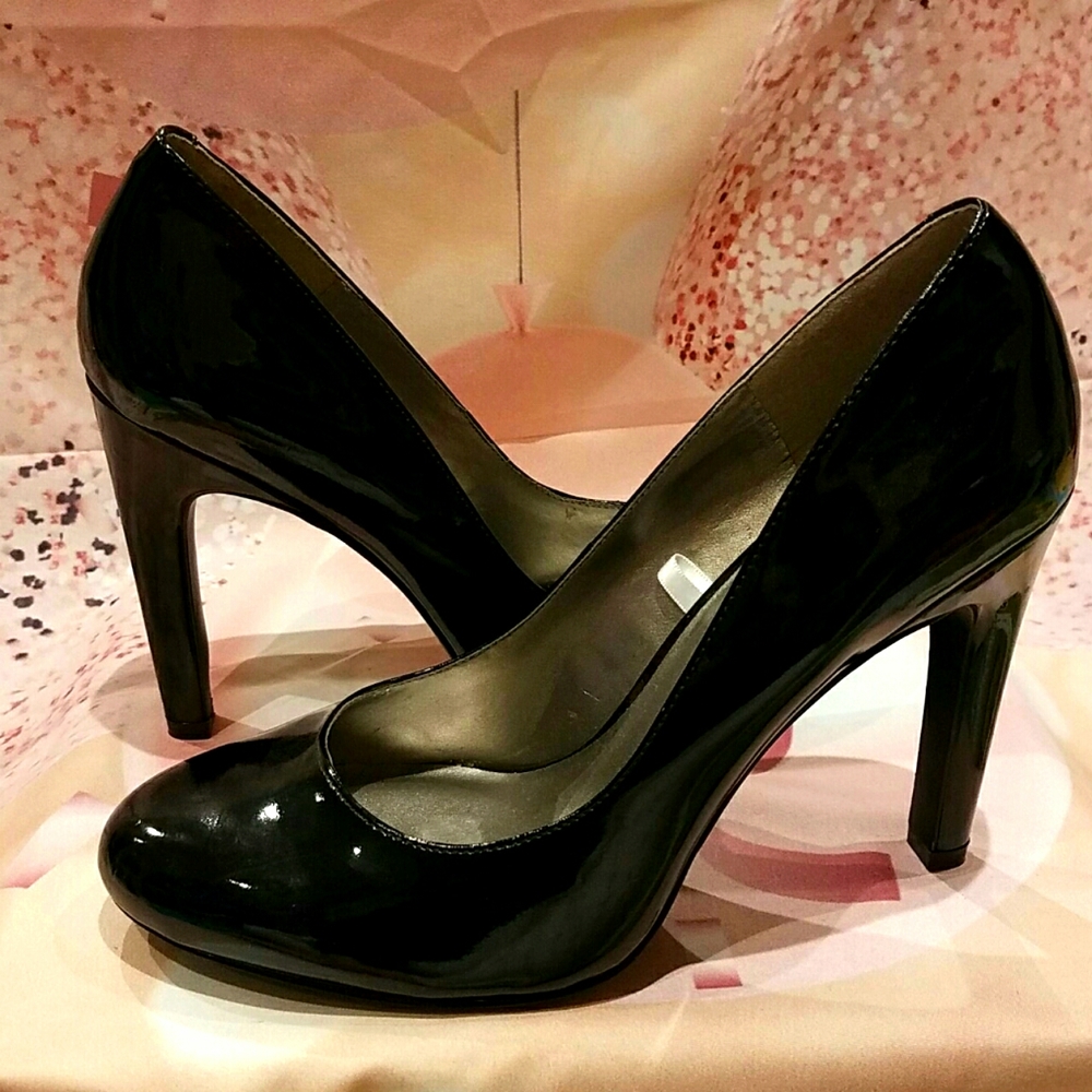 The Limited heels pumps unique NEW 9